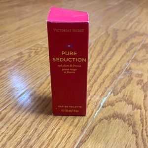 Victoria’s Secret Pure Seduction Eau De Toilette 1 oz Perfume
